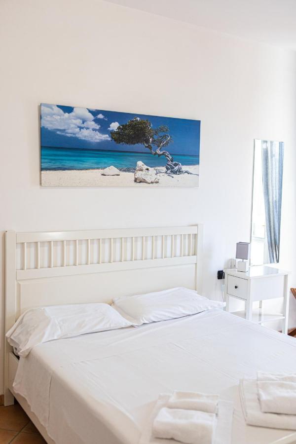 Gambero Nero Hotel เตลลาโร ภายนอก รูปภาพ